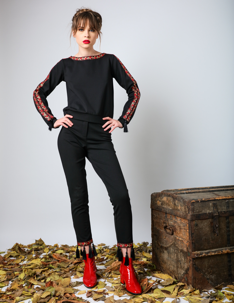 Pantaloni skinny Etno