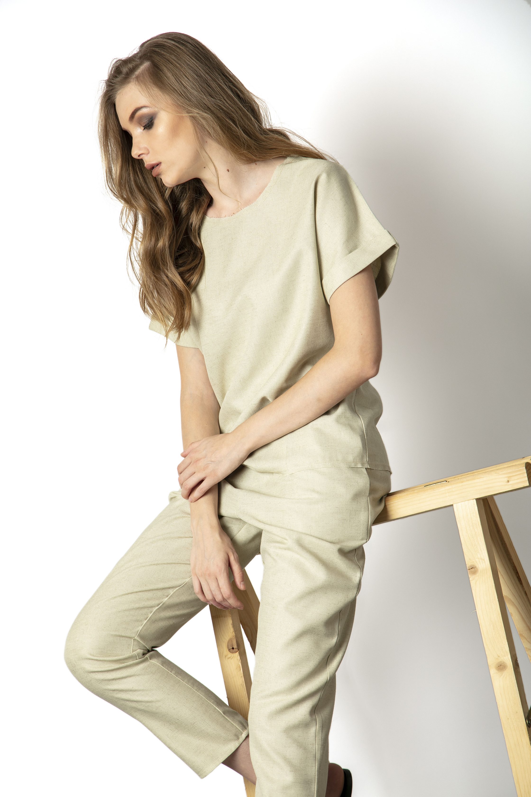 Tricou bej din in - MOJA
