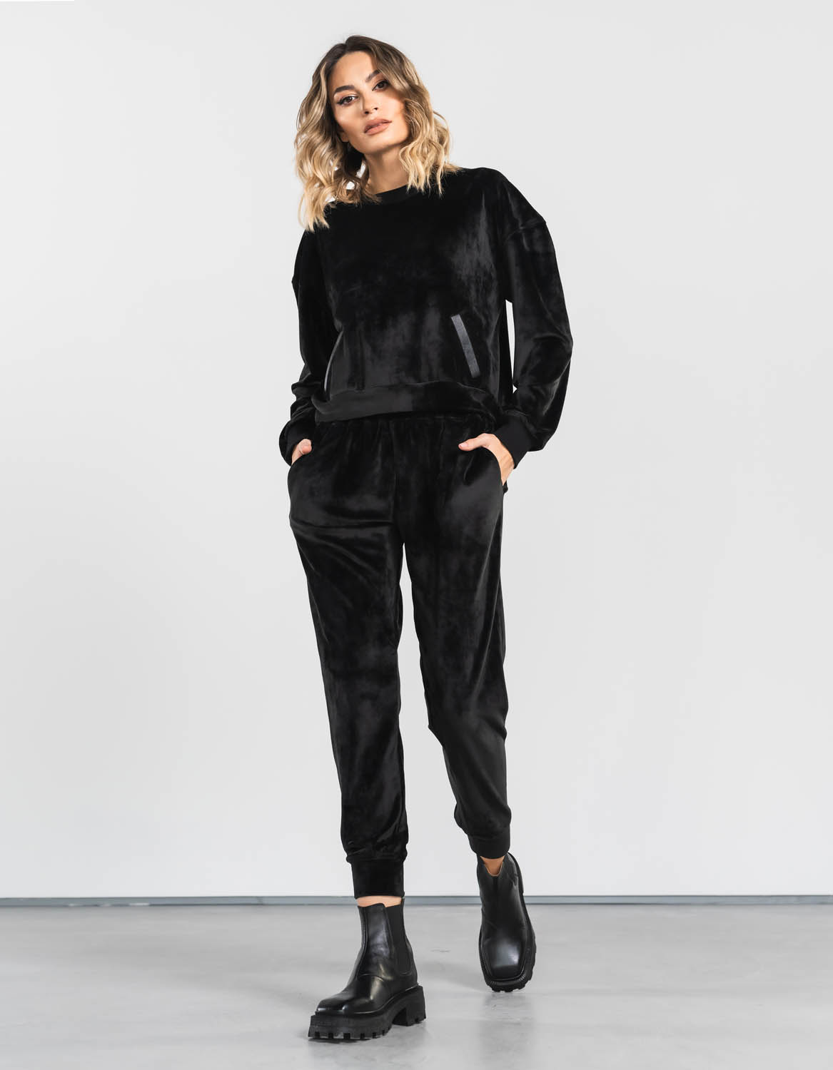 Trening negru Teddy - MOJA