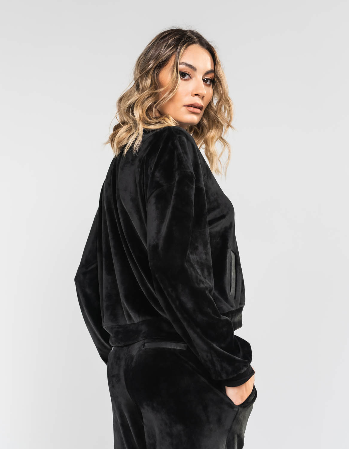 Trening negru Teddy - MOJA