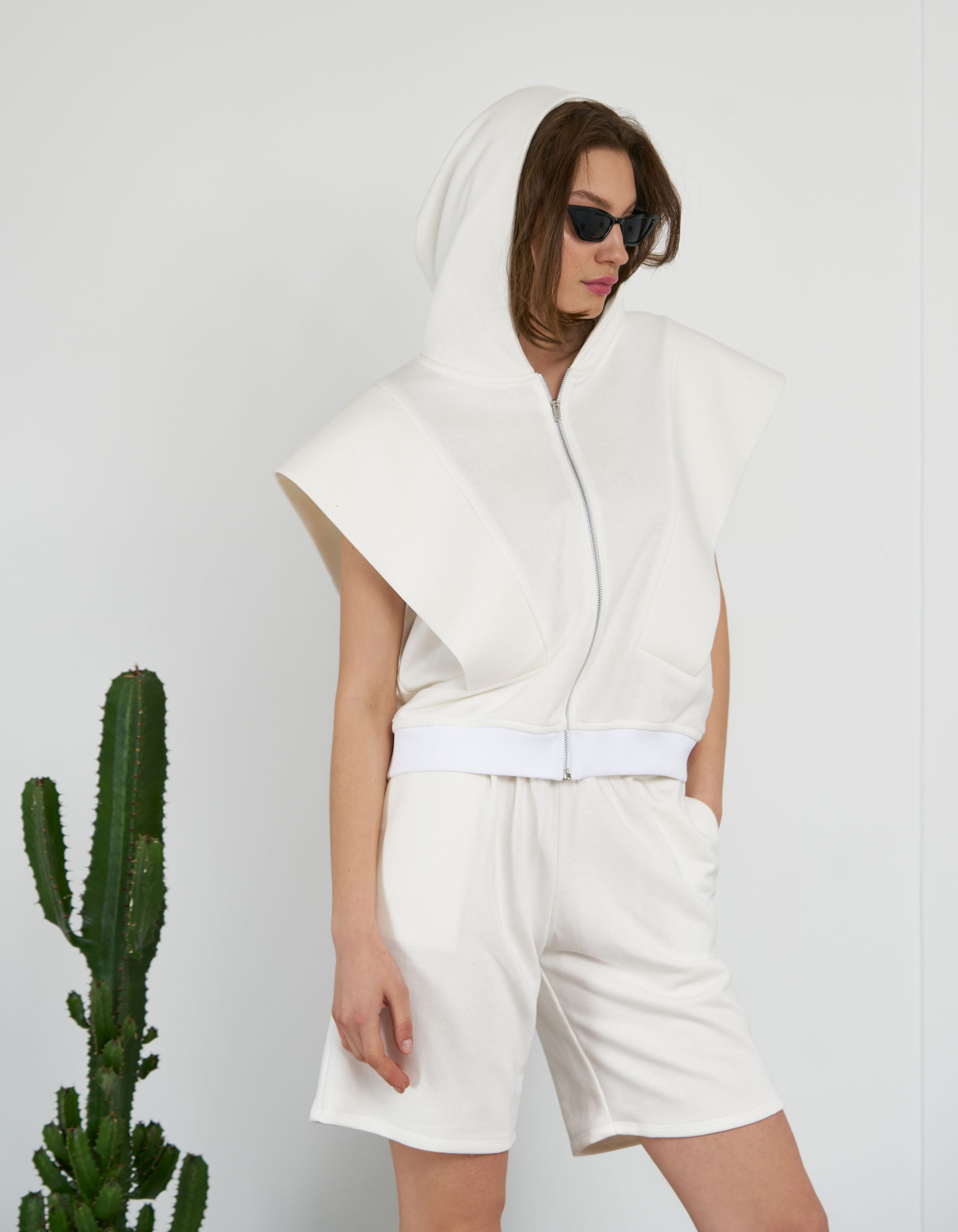 Trening alb Ibiza - MOJA