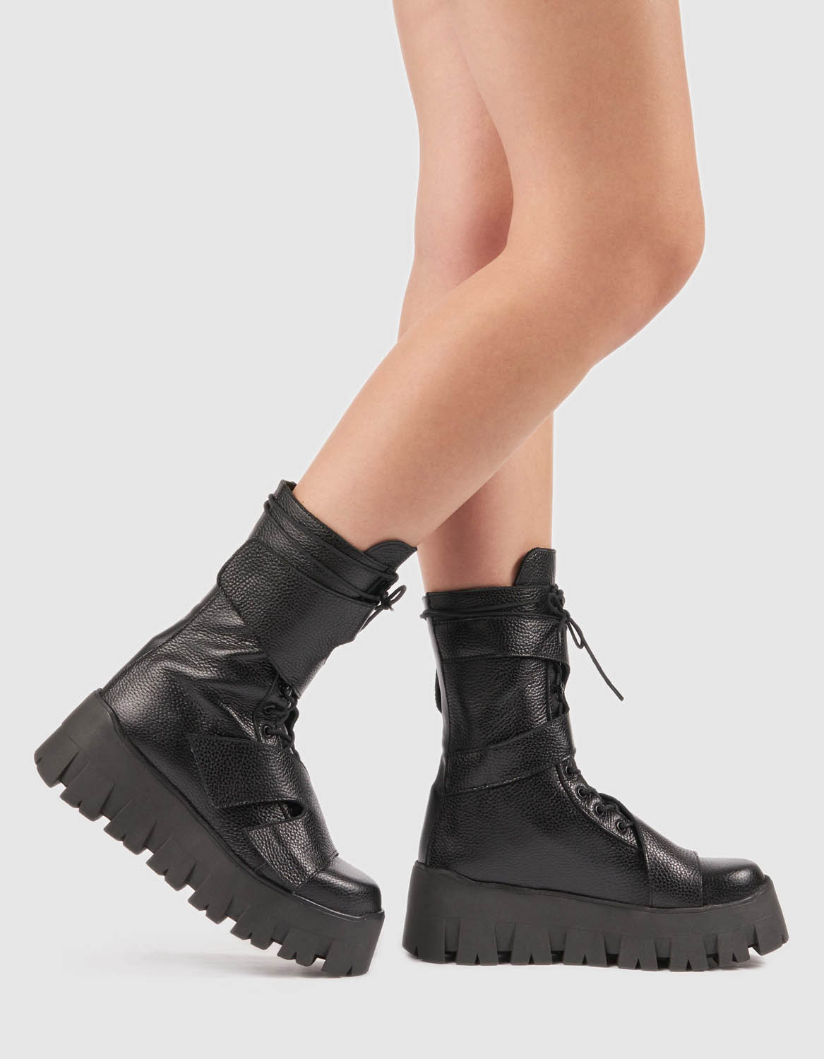 Bocanci din piele neagra Moon - MOJA
