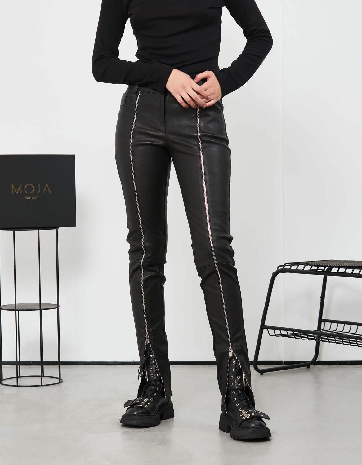 Pantaloni din piele naturala stretch Zipper - MOJA