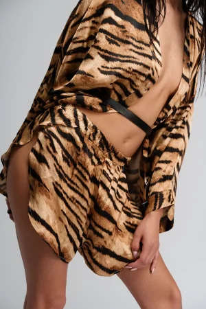 Set cu print de animal camasa kimono si pantaloni scurti Butterfly-5