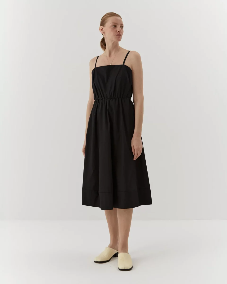 Rochie neagră casual din bumbac organic