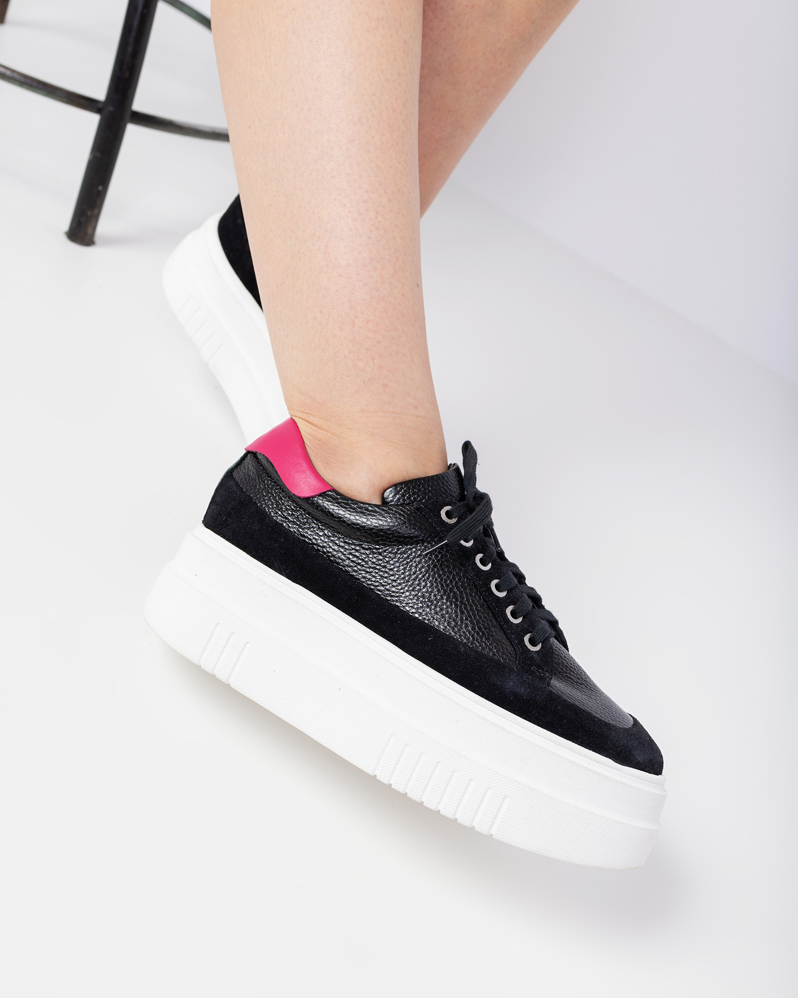 Sneakers dama din piele neagra Chic Sneaks-1