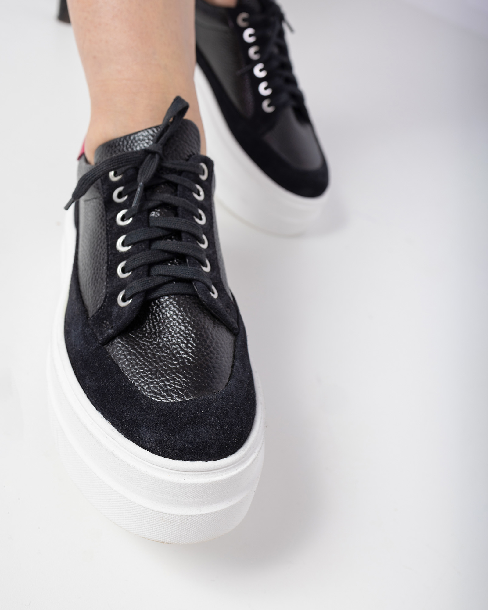 Sneakers dama din piele neagra Chic Sneaks-2