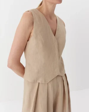 Vestă bej elegantă de damă din in-4