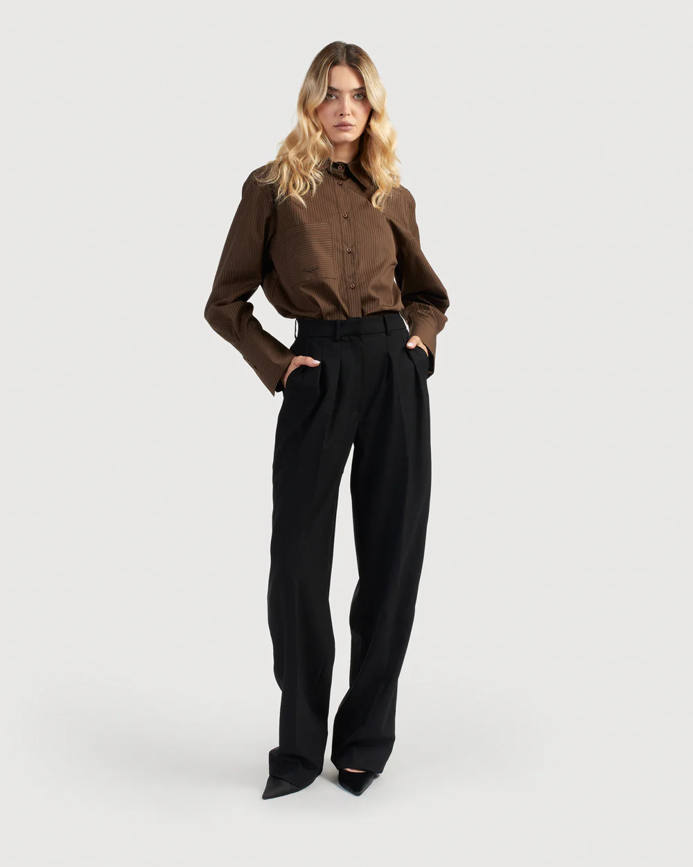 front_a3a5c57f-7b36-48b4-bf5a-e0813a02e32f