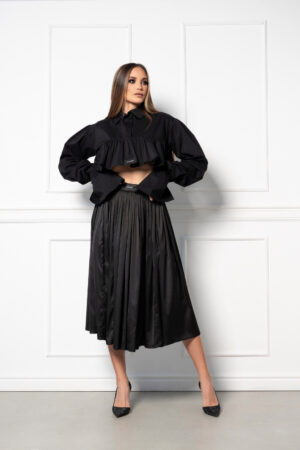 Clara-black-shirt (1)