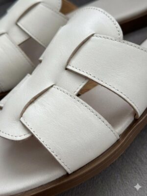 papuci-din-piele-alba-aria-3